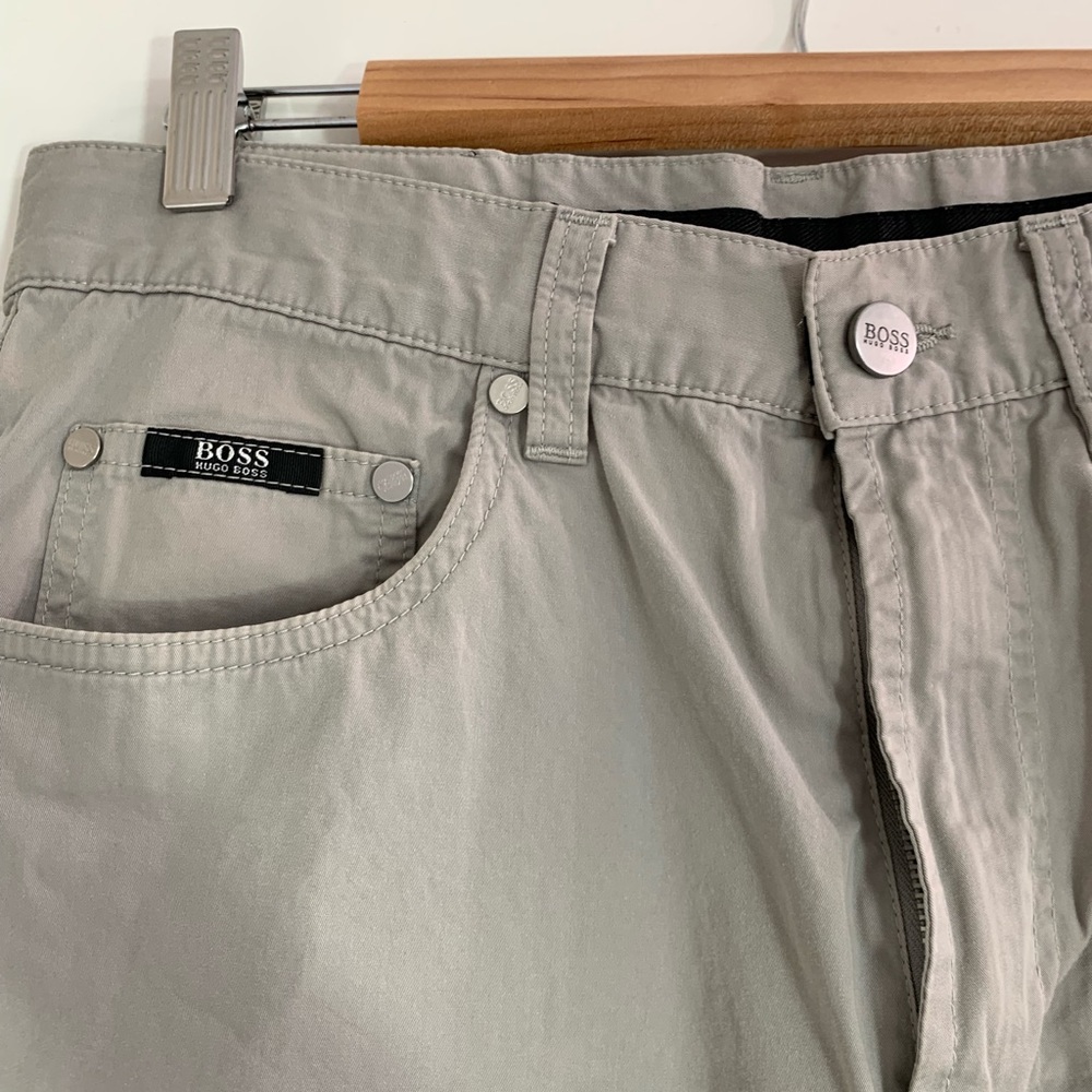 Hugo Boss gray pants 32x32